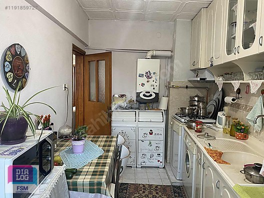 Complete Building for Sale in Piremir District